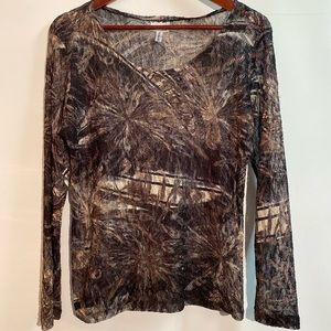 Swish - women’s long sleeve lace top. Size M